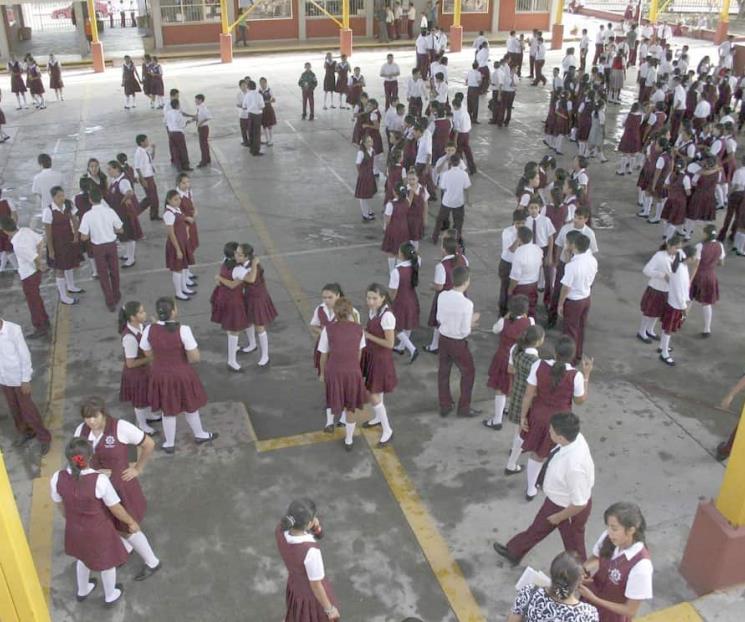 Regresan a clases más de 1 millón de alumnos