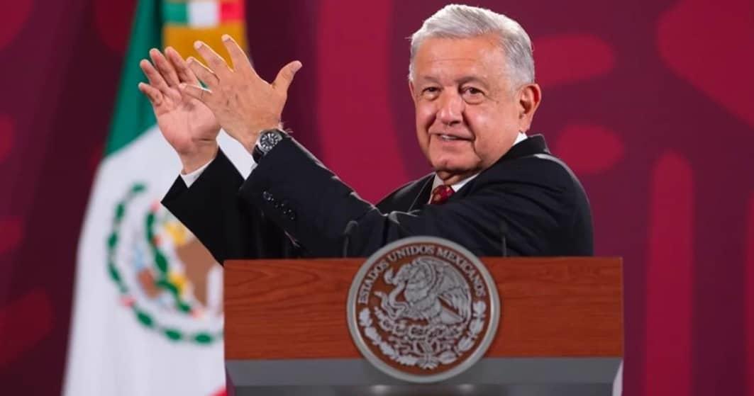 AMLO rectifica hora del Informe de Gobierno