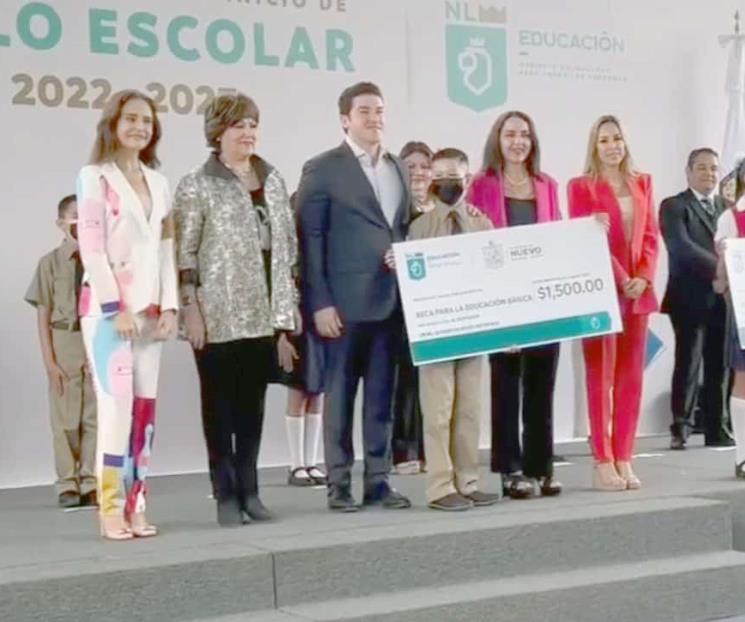 Inaugura Samuel ciclo escolar 2022-2023 Inaugura Samuel ciclo escolar 2022-2023