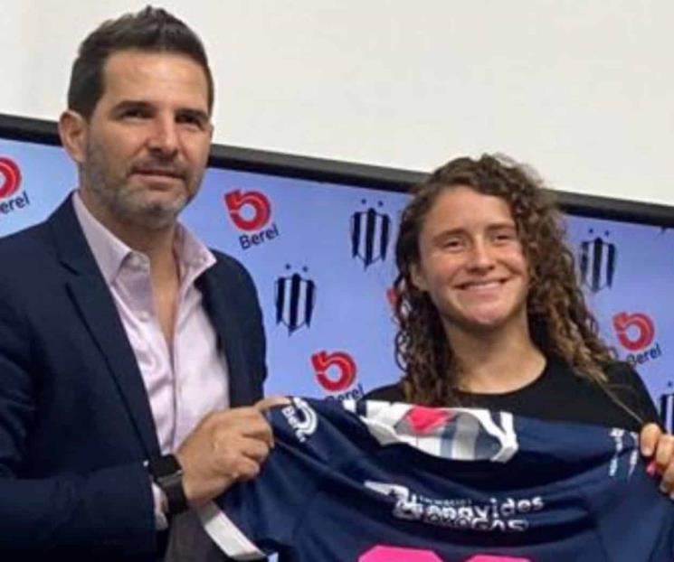 Presentan las Rayadas a Paula Salas cómo refuerzo
