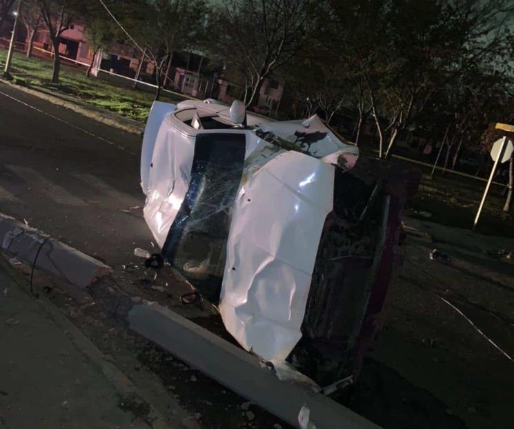 Deja volcadura una persona sin vida