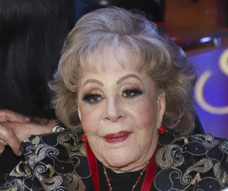 Bellas Artes se rinde ante la trayectoria de Silvia Pinal