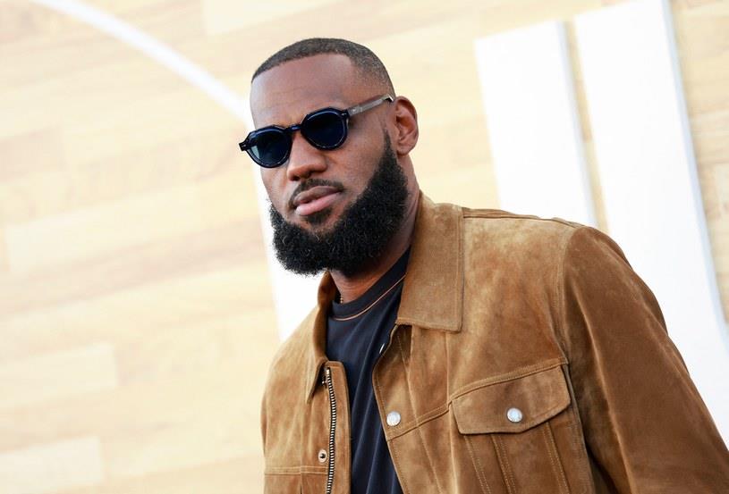 LeBron y Yanquis le invertirán al Milán