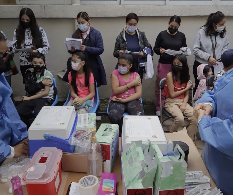 México recibirá 10 millones de vacunas para niños México recibirá 10 millones de vacunas para niños