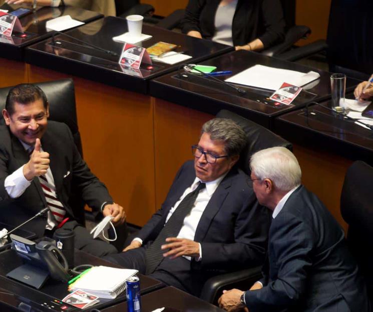 Los presagios de tormenta no se dieron: Monreal