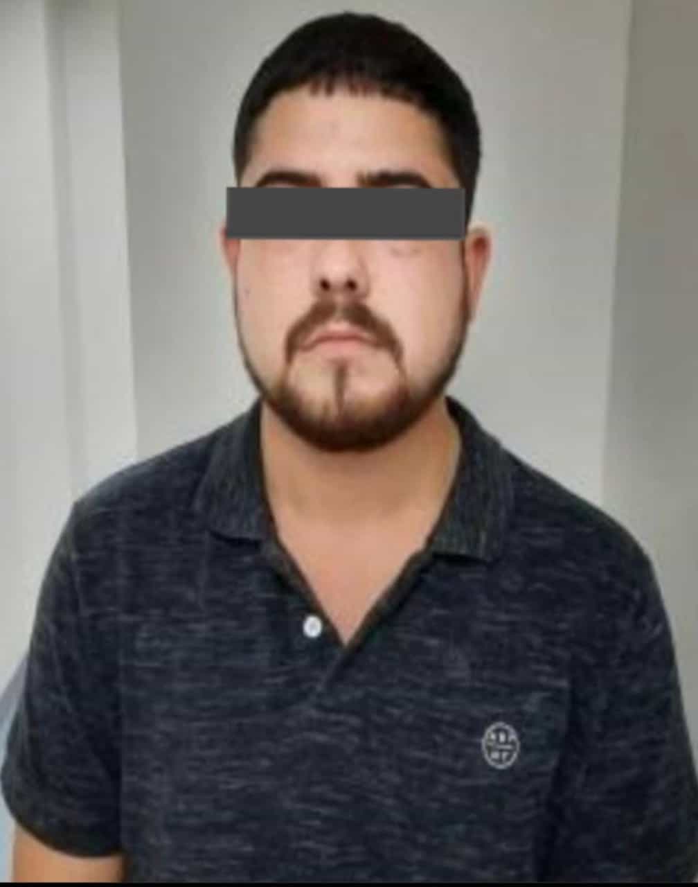 Un grupo de 11 personas, entre ellos una mujer, presuntos integrantes del Cártel del Golfo, fueron notificados de una orden de aprehensión