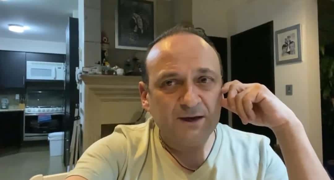 Lalo España lanza video de crítica al dizque presidente