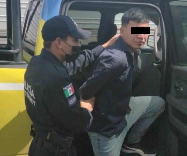 Lo detienen por viajar en motocicleta robada