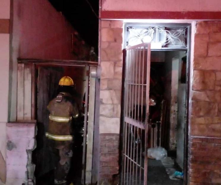 Explotan tanques de gas