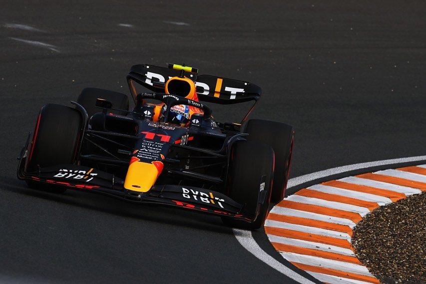 Pole de Max en casa; Checo saldrá quinto en Zandvoort