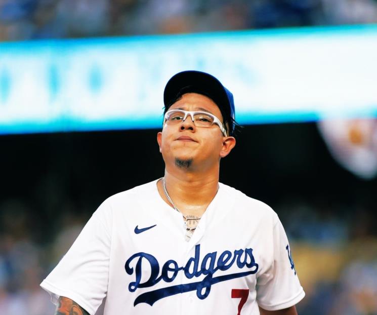 Logra Julio Urías triunfo 15 en temporada regular