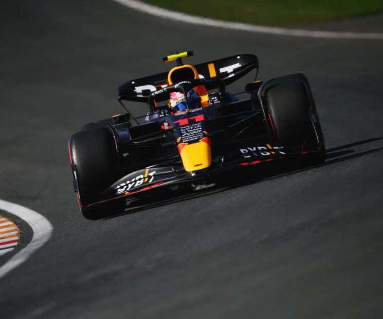 Gana Max en casa; Checo Pérez queda quinto en Holanda