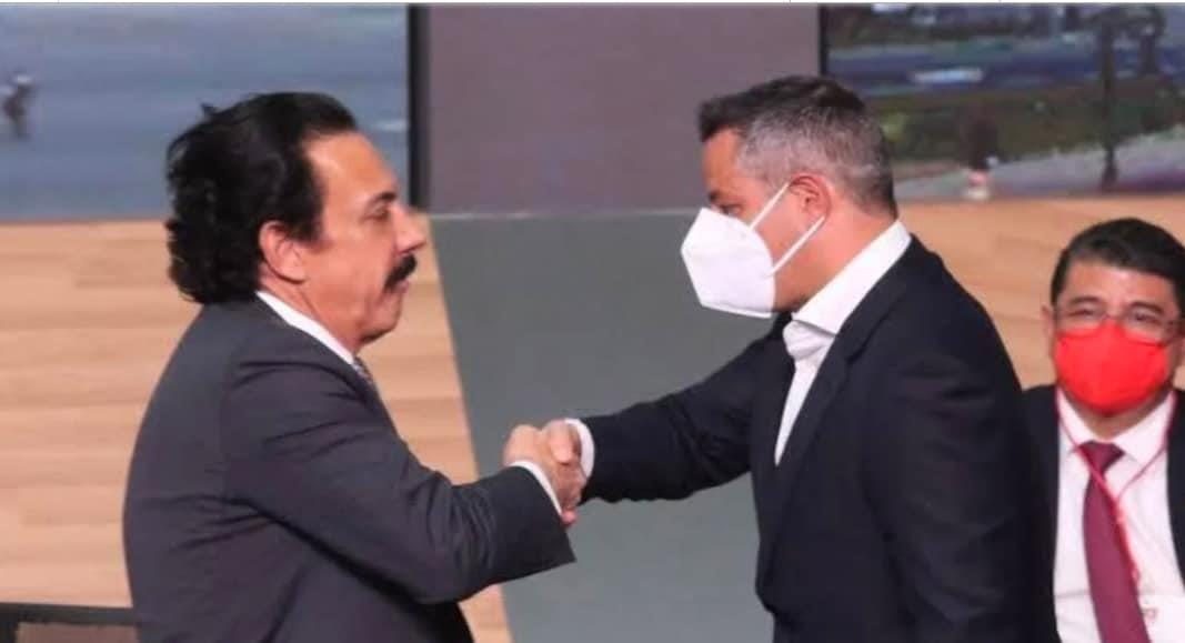 Asume Alejandro Murat presidencia de la Conago