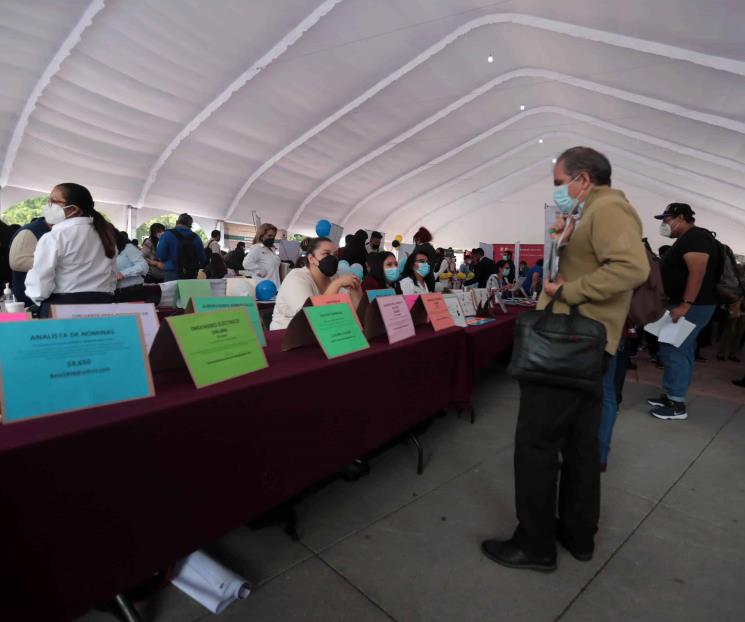 Ofrecen más de mil puestos en Feria Nacional de Empleo SLP
