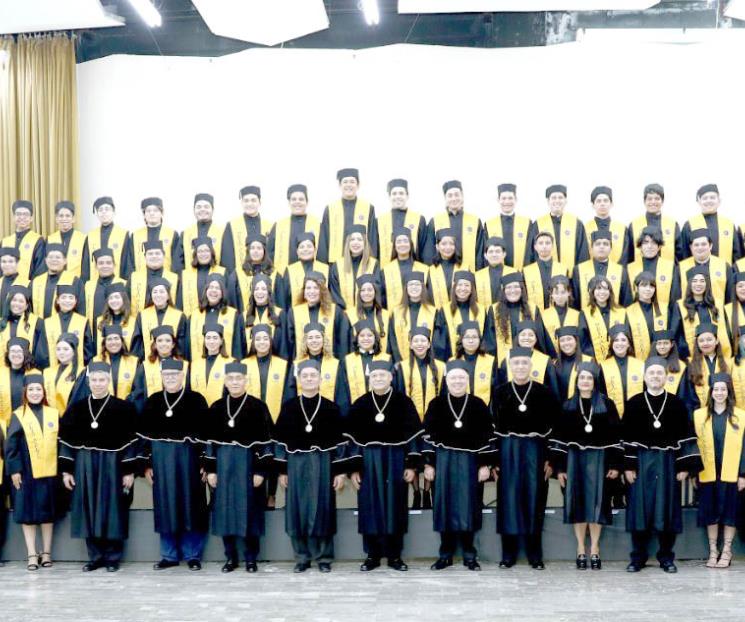 Reconoce UANL sus méritos en el ámbito académico