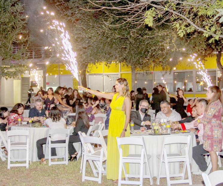 Festeja XV aniversario Prepa UDEM Fundadores
