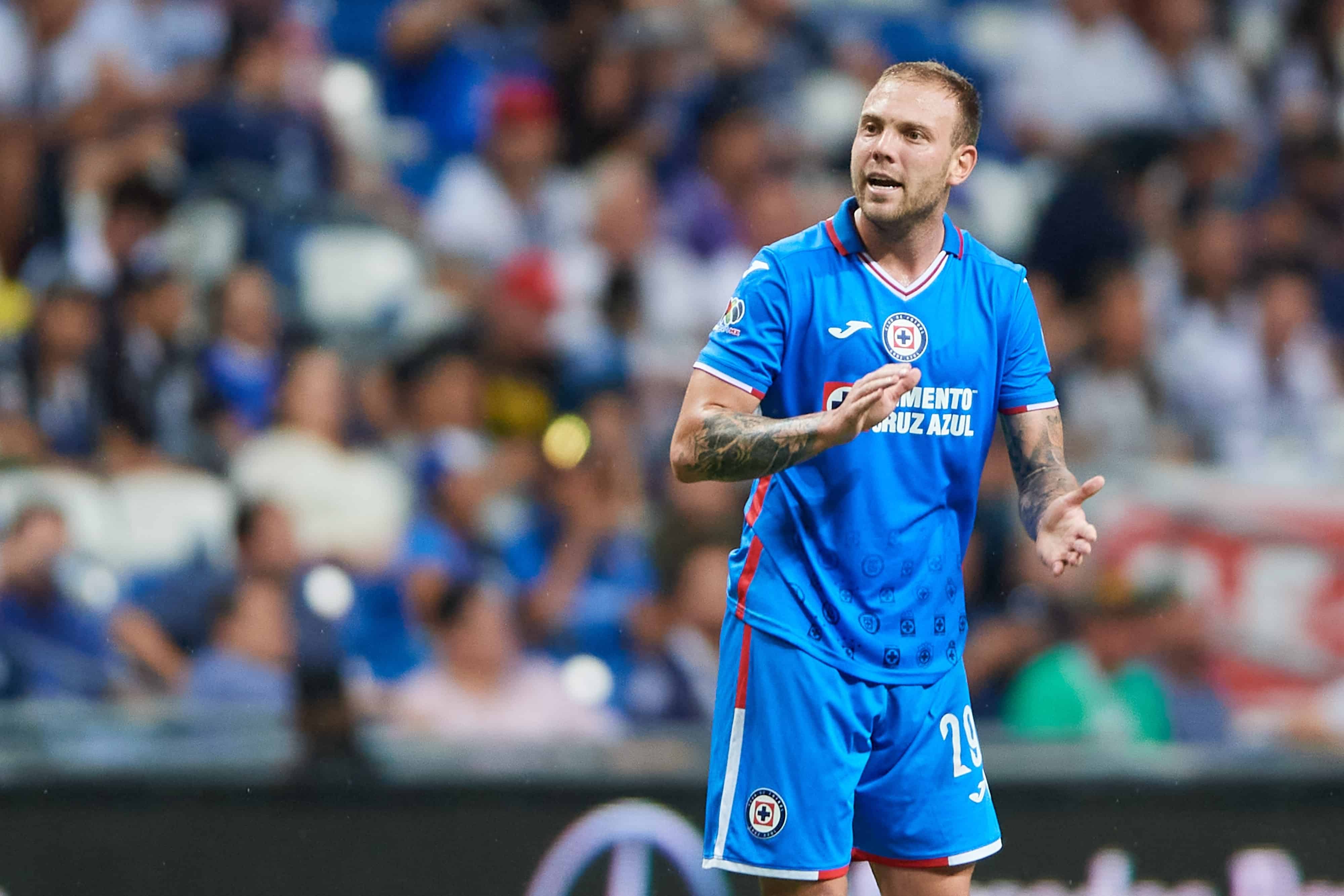 Carlos Rotondi hace el 2-1.