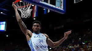 Logra Giannis 41 puntos con Grecia en EuroBasqket