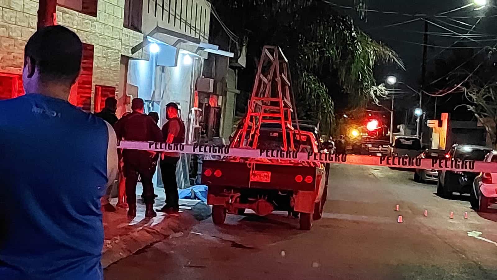 Un masculino fue acribillado a balazos y otro más resultó lesionado, al ser atacados por al menos cuatro sujetos