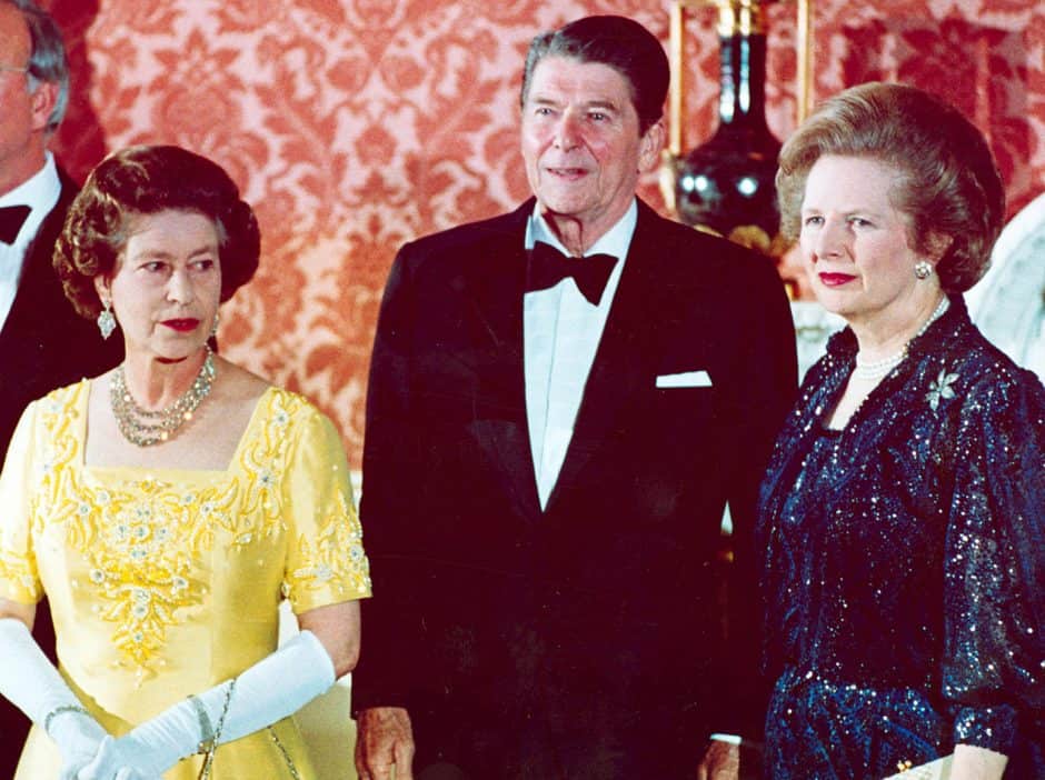 Sin embargo no con todos tuvo excelentes relaciones. Muchos de los desencuentros más fuertes los tuvo con la primer ministro Margaret Tatcher, por su marcada ideología de derecha.