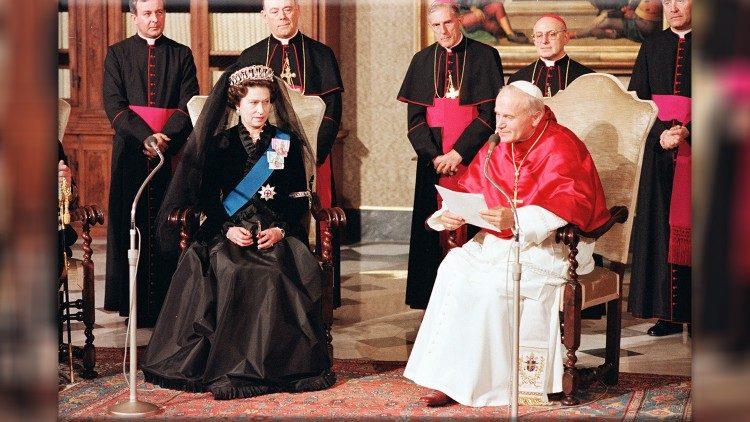 Eventos históricos por los que pasó la Reina Isabel ll