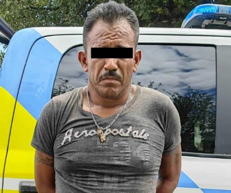 Lo detienen por conducir auto robado