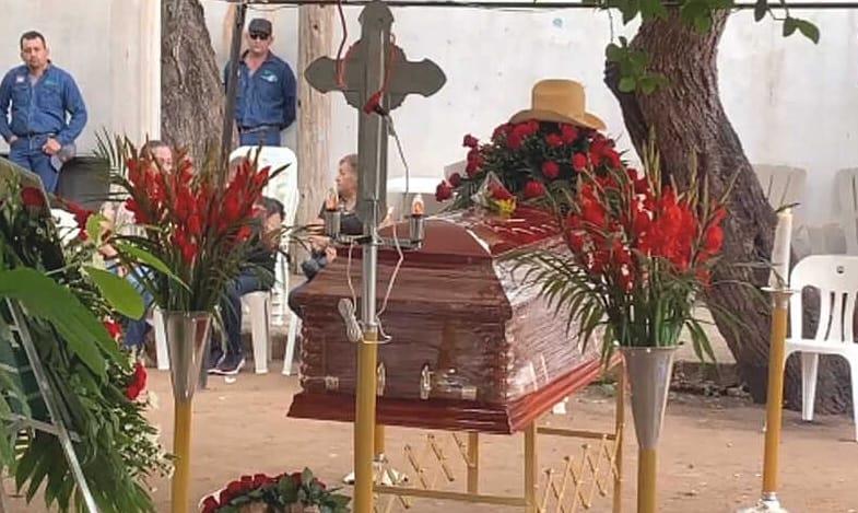 Despiden a empleados de CFE asesinados