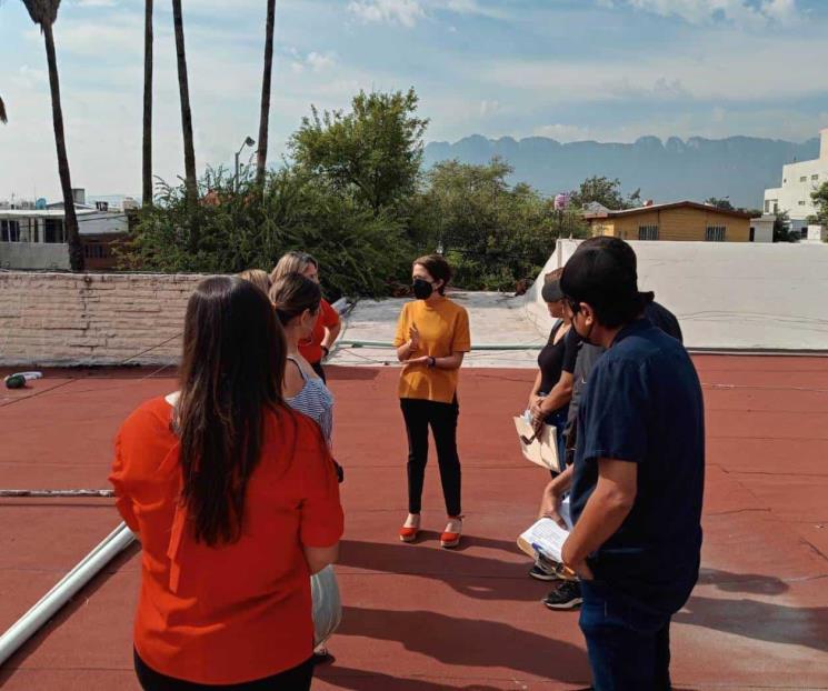 Atienden escuela con techo dañado