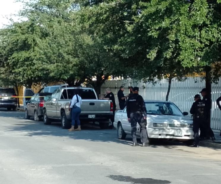 Hieren a hombre a bordo de su camioneta