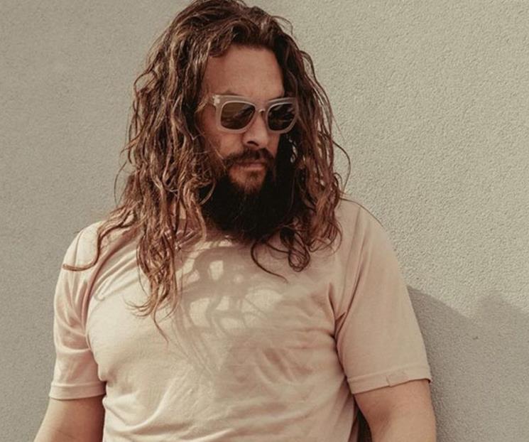 Jason Momoa cambia de look por una noble razón