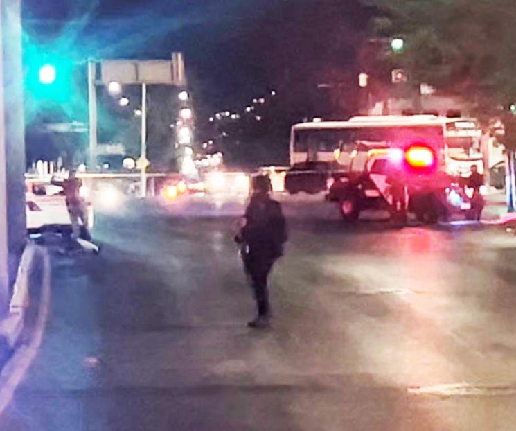 Abaten policías de FC a 2 pistoleros