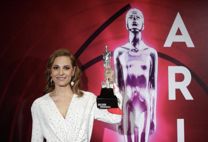 Con poco dinero, pero el premio Ariel entregará estatuillas