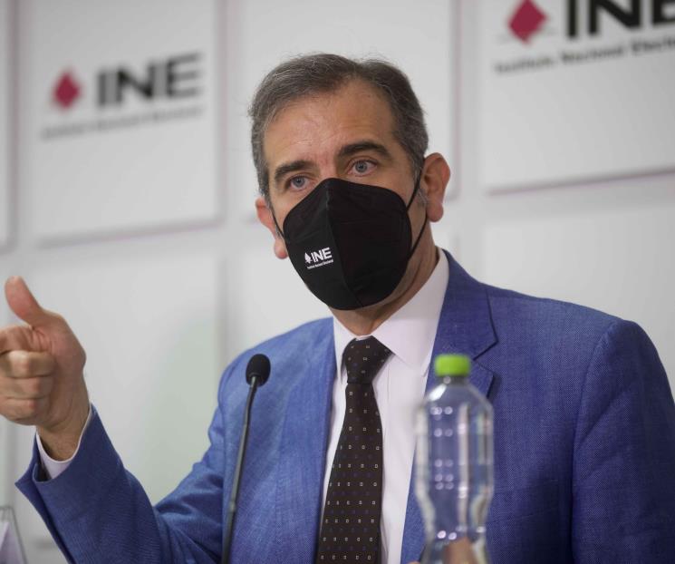 Invita INE a votar en 2023 a mexicanos en el exterior