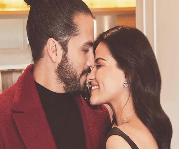 Maite Perroni y Andrés Tovar anuncian su compromiso