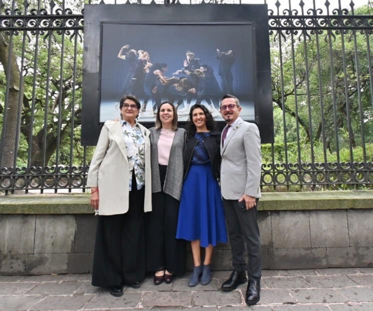 Inauguran expo fotográfica sobre los 50 años del Cervantino