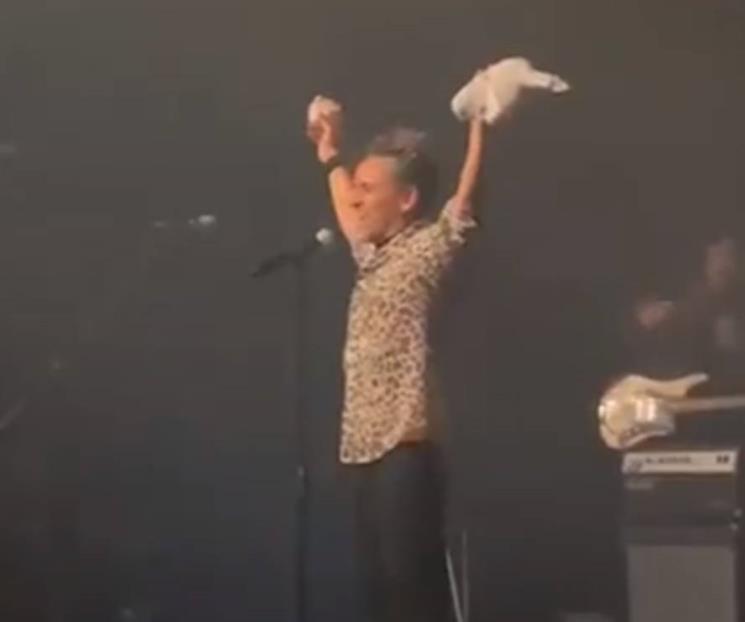 Destruye Café Tacuva peluche de Dr. Simi y causa polémica