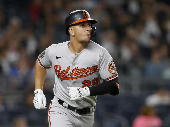 Aporta Ramón Urías en victoria de los Orioles