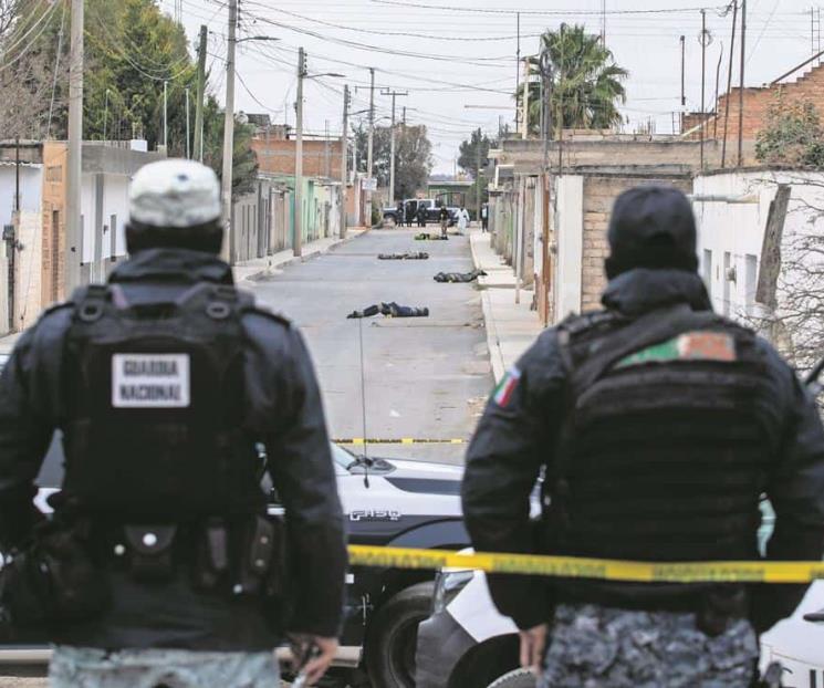 Hallan 8 cadáveres envueltos en cobijas en Zacatecas