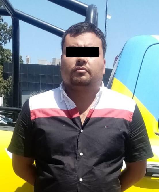 Cae con camioneta robada
