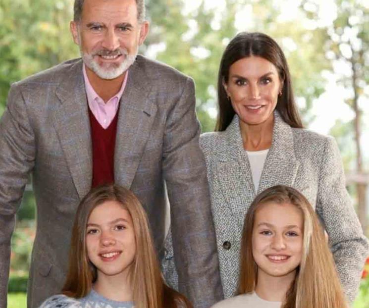 Elogian papel de la reina Letizia al cumplir 50 años