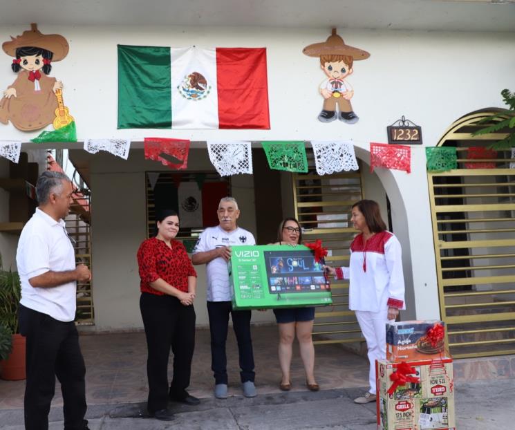 Premia Cristina a La Casa más Patria