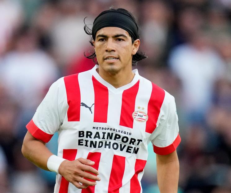 Vence PSV a Feyenoord en duelo de mexicanos