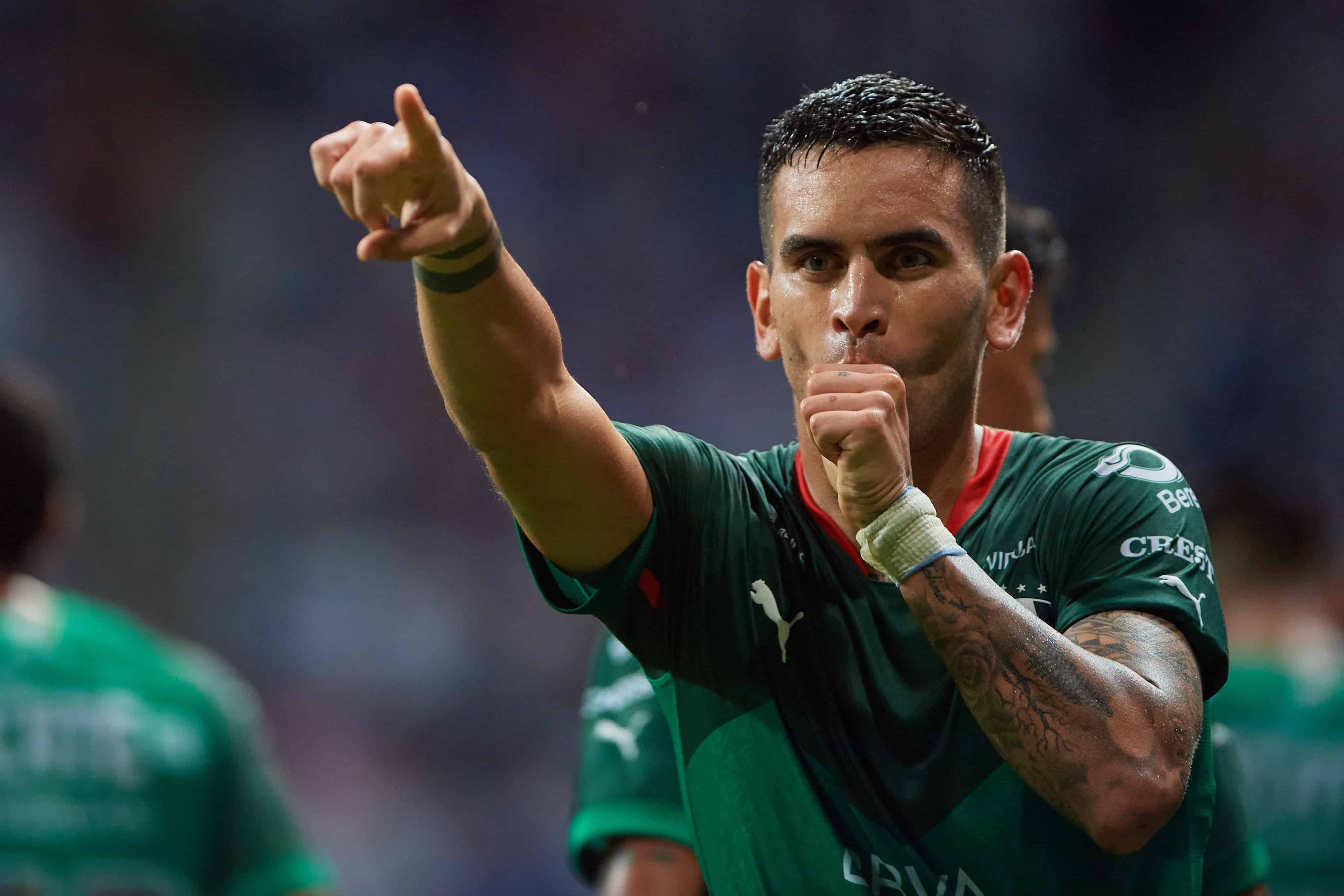 Sebastián Vegas hace el 1-0.