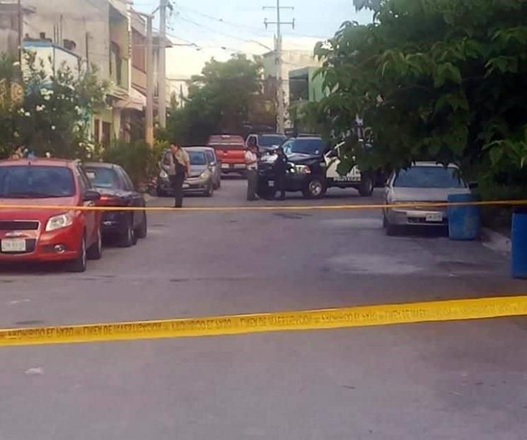 Irrumpe en fiesta y acuchilla a 4