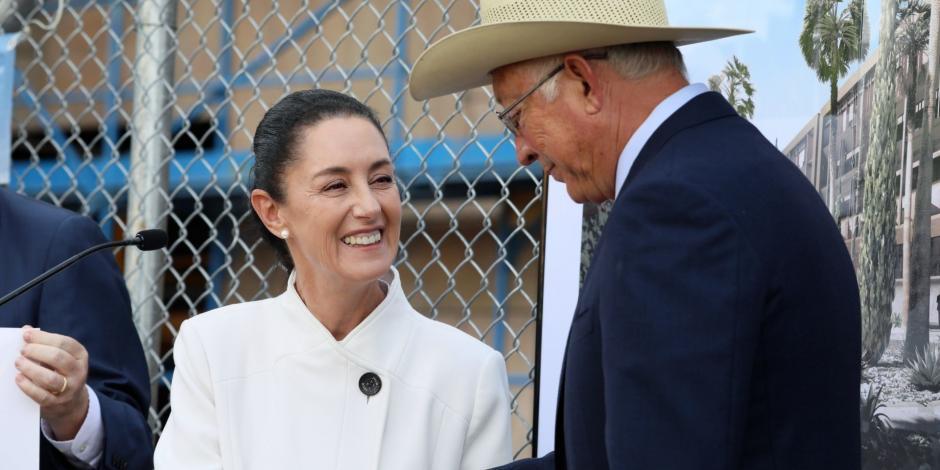 Llama Ken Salazar presidenta a Sheinbaum