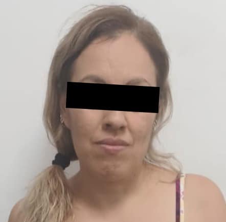 Les encontraron droga y un arma blanca.