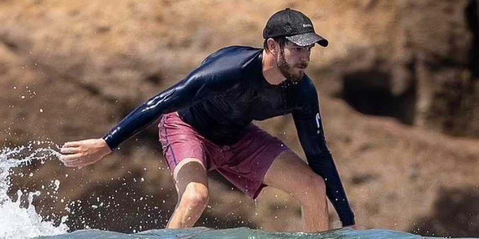 Captan a Andrew Garfield de vacaciones en Puerto Vallarta 