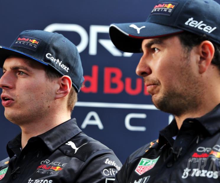 Coche subvirador igualó rendimientos entre Checo y Max