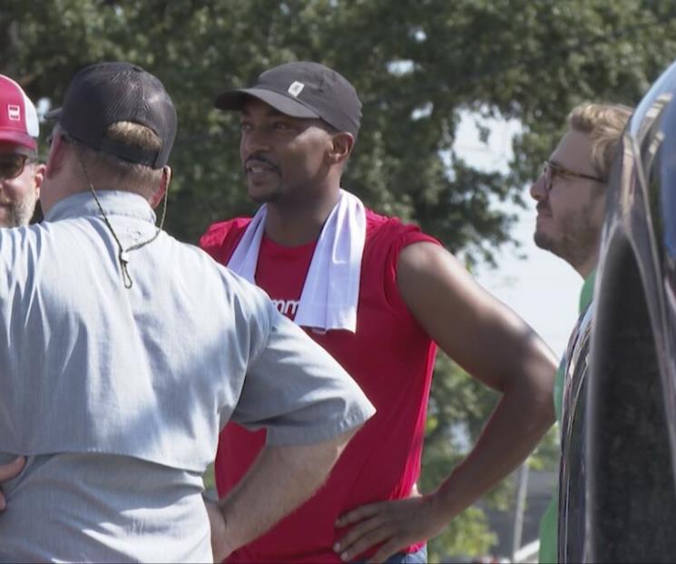 Pasa Anthony Mackie a ser héroe de la vida real