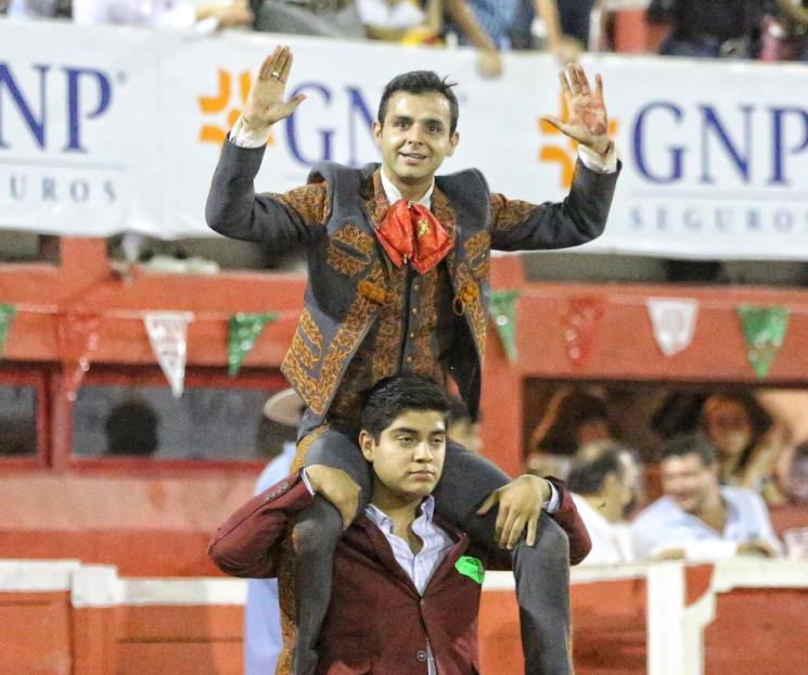 Triunfa Sergio Garza en la Monumental